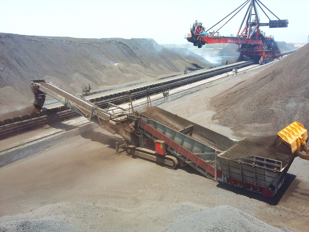 МОБІЛЬНІ БУНКЕРНІ РЕКЛАЙМЕРИ